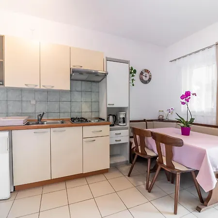 Cozy Mendula Apartment Medulin