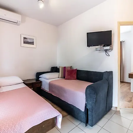 Cozy Mendula Apartment